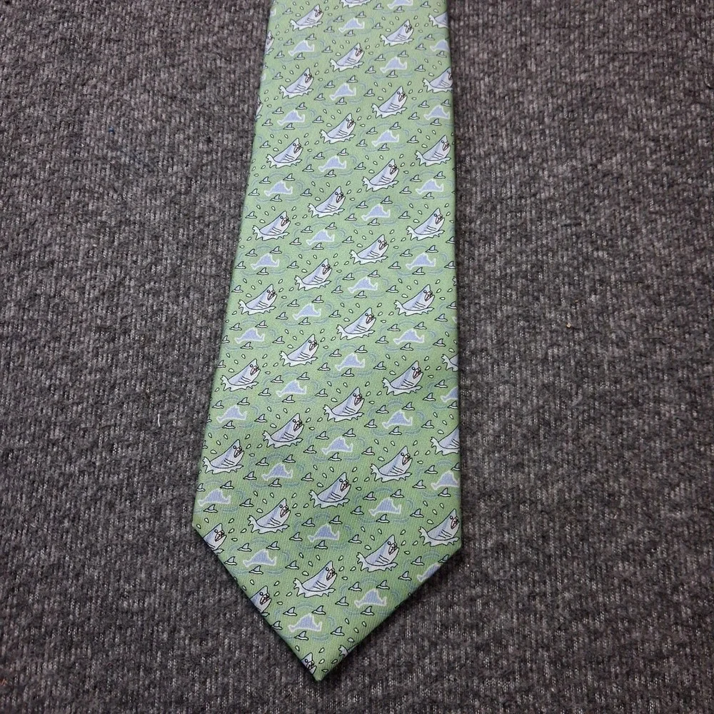 Vineyard Vines Mens Silk Tie Green Shark Boston Big Game Fishing Club Nautical